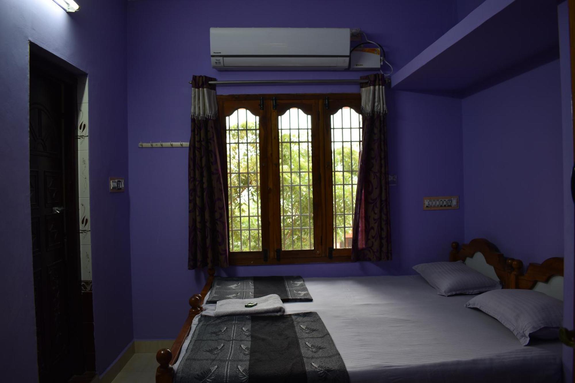 Rainbow Guest House Tiruvannāmalai Exterior photo