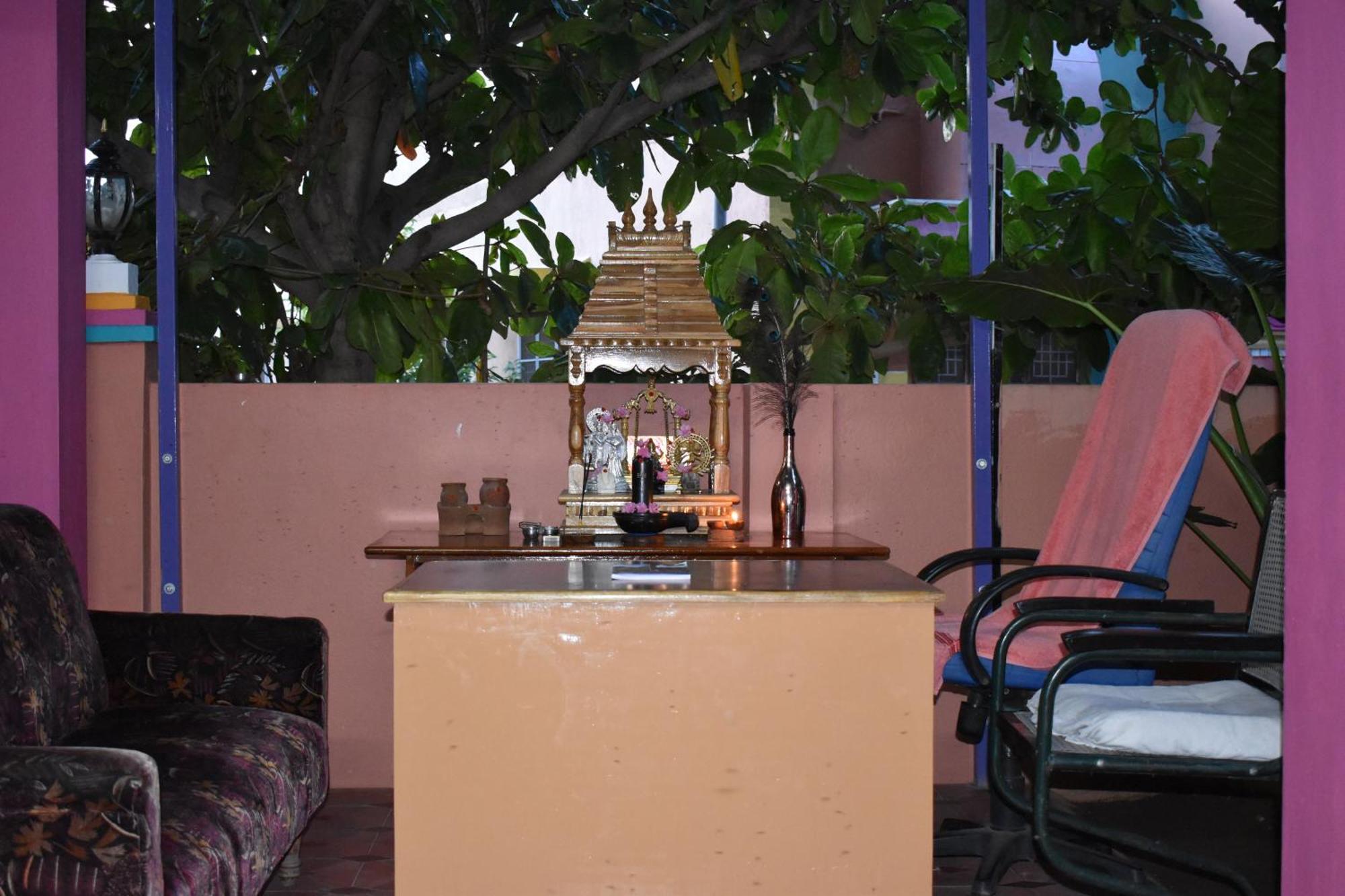 Rainbow Guest House Tiruvannāmalai Exterior photo