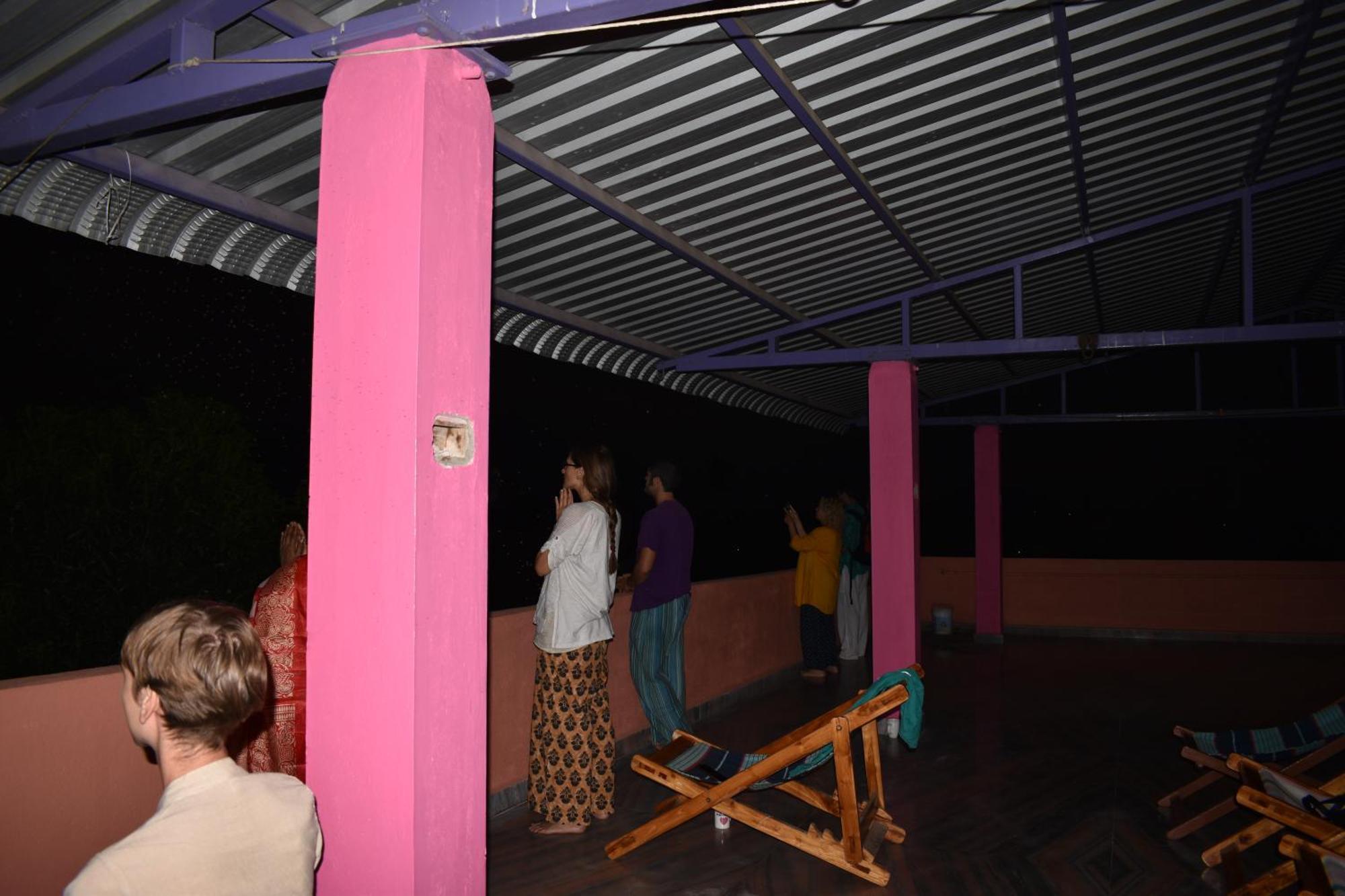 Rainbow Guest House Tiruvannāmalai Exterior photo