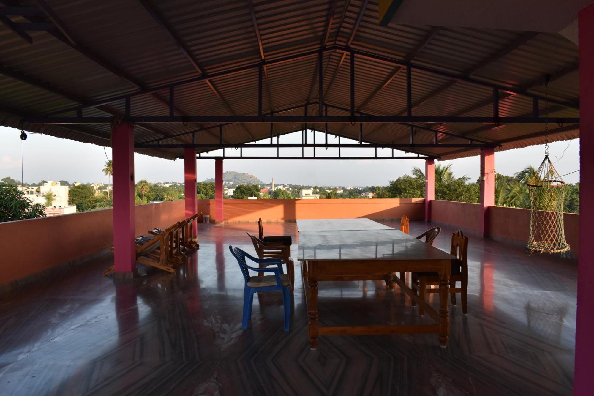 Rainbow Guest House Tiruvannāmalai Exterior photo