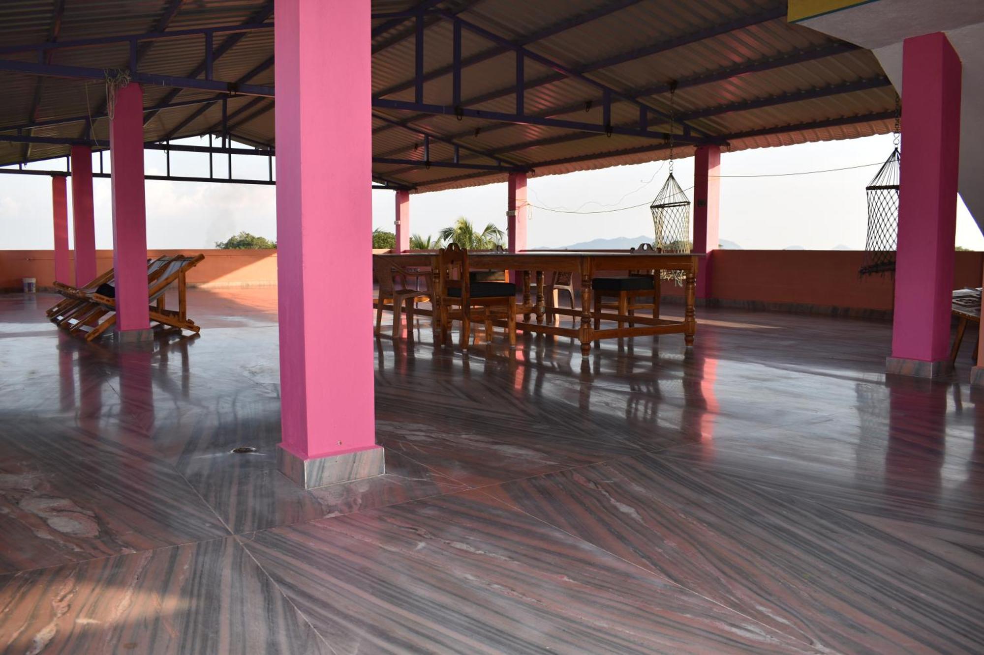 Rainbow Guest House Tiruvannāmalai Exterior photo