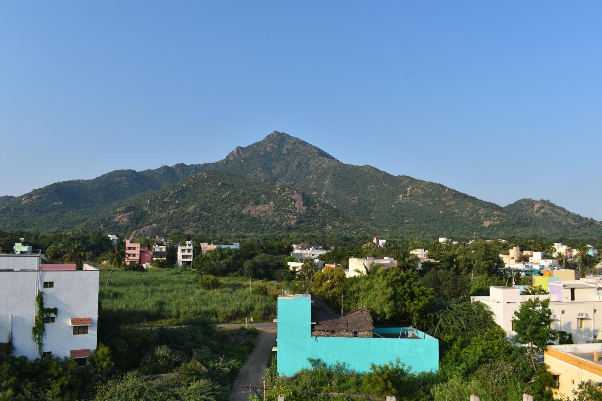 Rainbow Guest House Tiruvannāmalai Exterior photo