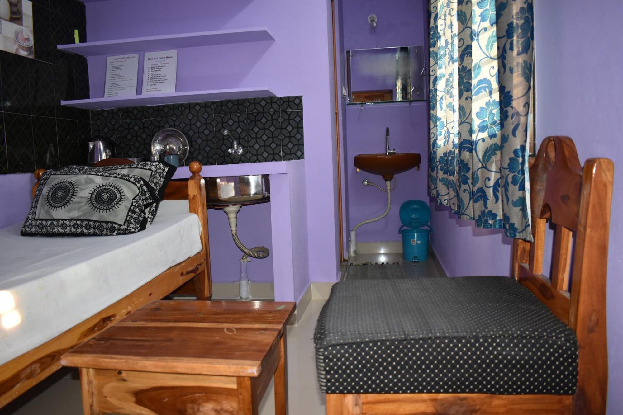 Rainbow Guest House Tiruvannāmalai Exterior photo